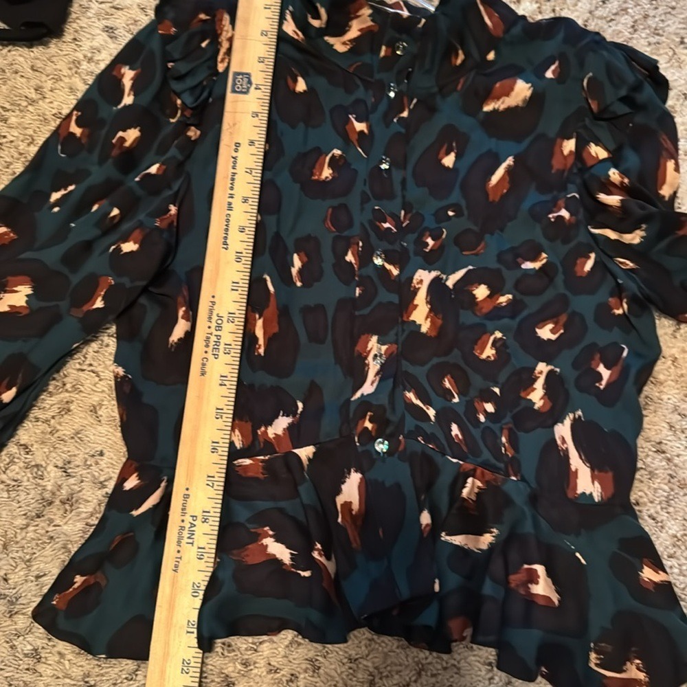 Karlie silky blouse, Large - Picture 11 of 11